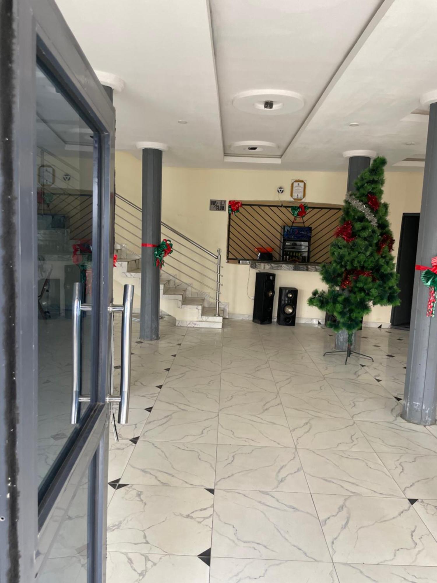Готель Mirage Lounge Aja Екстер'єр фото